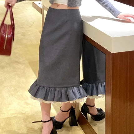 A new autumn/winter 2025 elegant and stylish body-hugging skirt with multi-layered ruffled edges and flower buds for women PlatiNum