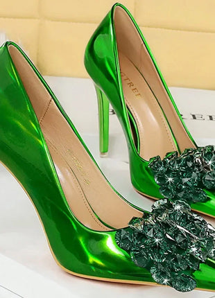 Donne 10.5cm tacchi alti in pelle lucida Drag Queen banchetto Dress Pumps Lady Luxury Crystal Bow Stiletto Blue Green Red Prom Shoes