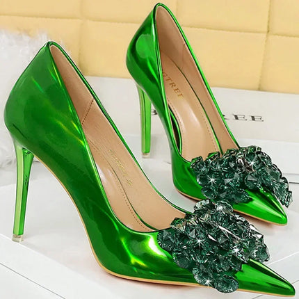 Donne 10.5cm tacchi alti in pelle lucida Drag Queen banchetto Dress Pumps Lady Luxury Crystal Bow Stiletto Blue Green Red Prom Shoes