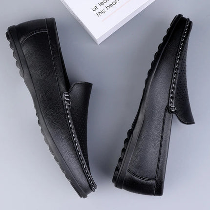 Mocassini da Uomo in Pelle Traforata Estivi Traspiranti Slip-On Taglie Grandi 38-47 Neri Bianchi Scarpe da Guida