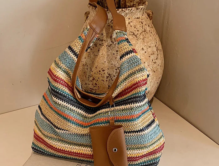 Hand-Woven Large Capacity Tote Bag for Women, Fashionable Commuter Bag, INS Style, Beach Bag for Daily Travel