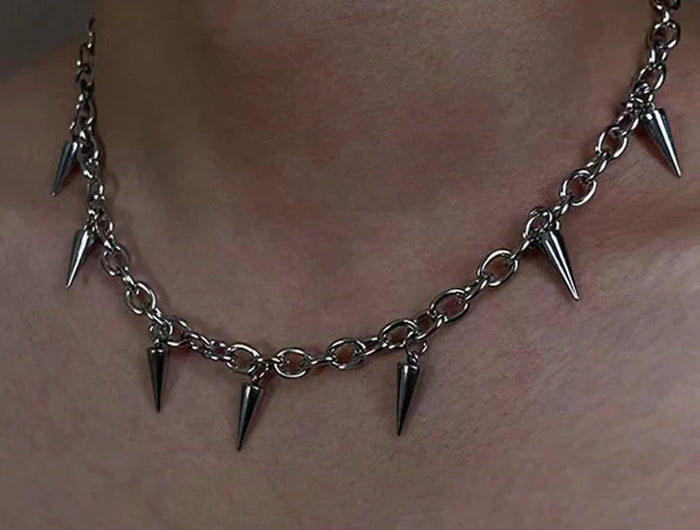 Stainless Steel Punk Aesthetic Stud Necklace Men Choker Cool Hip Hop Women Rivet Pendant Necklace Gothic Jewelry Gifts PlatiNum