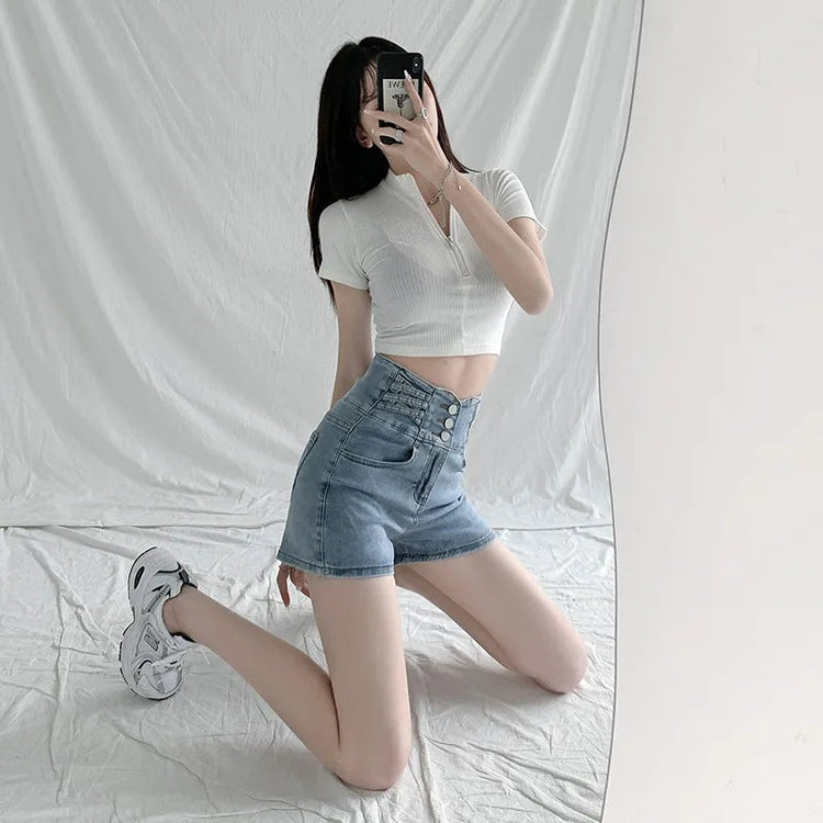 Women's super high waisted denim shorts for summer girls, new black A-line waist cinching slimming design, hot pants PlatiNum