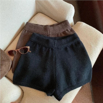 Hot Sexy Knit Shorts Women Korean Fashion Casual Outerwear Sheath Mini Pants 2025 Spring Solid Versatile Y2k Streetwear
