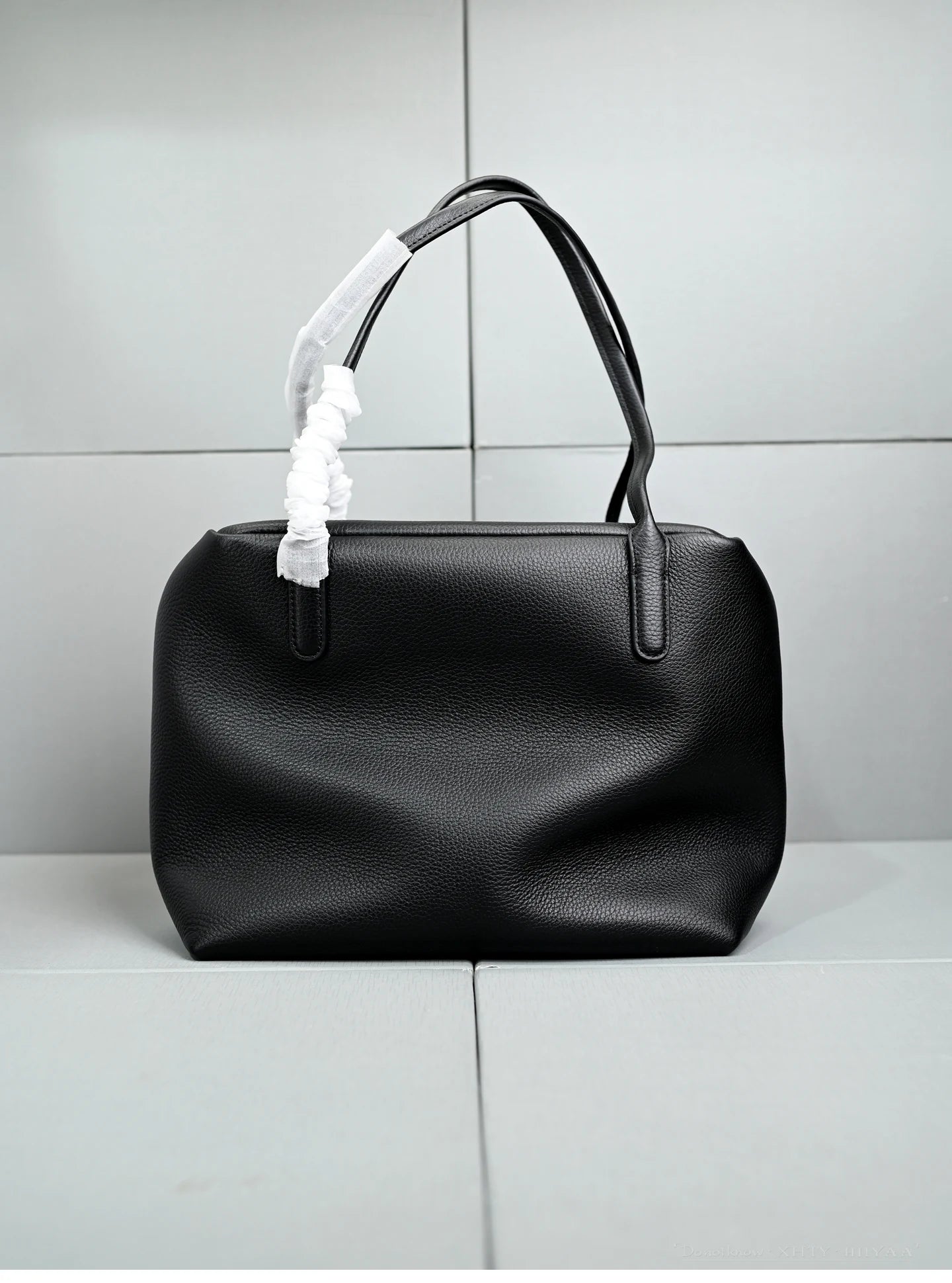 XHTY Genuine Leather Shoulder Bag Underarm Bag Women Soft Large Capacity Bowling Bag Simple Fashion Top Layer Cowhide New Model