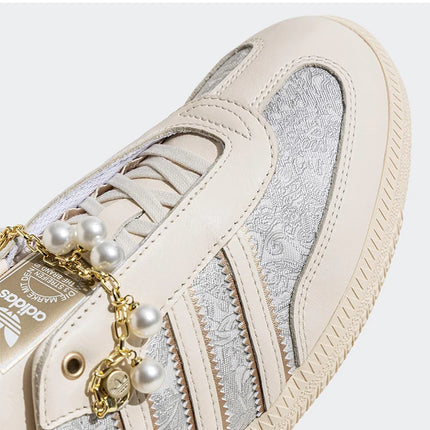 Scarpe sportive casual Adidas ufficiali autentiche a tre strisce da donna leggere e traspiranti resistenti all'usura JQ2616