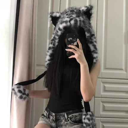 Cute Snow Leopard Ear Warmer for Ladies Chic Outdoor Windproof Ear Protection Hats Fluffy Warm Ear Caps Autumn Winter Head Hat