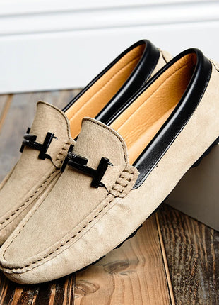 Estate nuovi mocassini in pelle scamosciata comodi appartamenti scarpe Casual da uomo traspirante Slip-On scarpe da guida in morbida pelle mocassini 2022