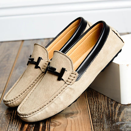 Estate nuovi mocassini in pelle scamosciata comodi appartamenti scarpe Casual da uomo traspirante Slip-On scarpe da guida in morbida pelle mocassini 2022