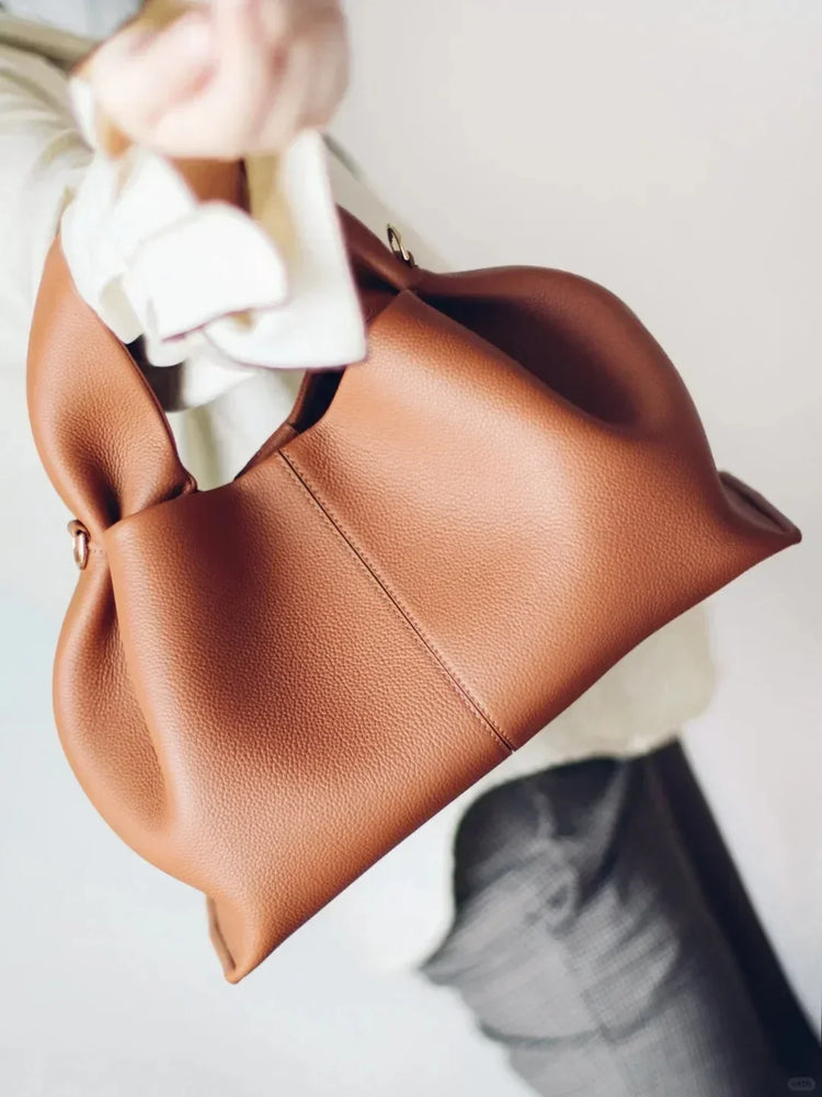 Borsa a Tracolla da Donna di Alta Gamma Autunno/Inverno 2025 – Design con Motivo Lychee e Tracolla a Nuvola
