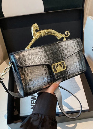 New Ladies Metal Buckle Simple Fashion Shoulder Bag Party Commuting Bag Women Luxury Brand Design PU Leather Bag PlatiNum