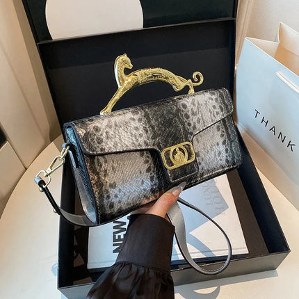 New Ladies Metal Buckle Simple Fashion Shoulder Bag Party Commuting Bag Women Luxury Brand Design PU Leather Bag PlatiNum