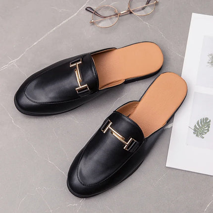 Mezze pantofole da uomo di moda 2022 Scarpe da uomo in pelle di alta qualità Muli classici Mezze scarpe antiscivolo Uomo Estate Mocassini bianchi