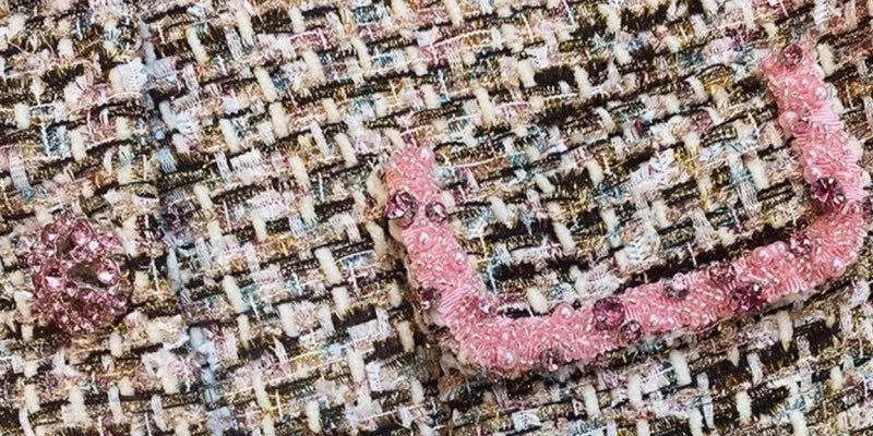 2025 Hot Sale Elegant Female Pink Shiny Diamonds Tweed Jackets Single Breasted Chic Tops Work Lady Slim Fit Coat Casual Blazers