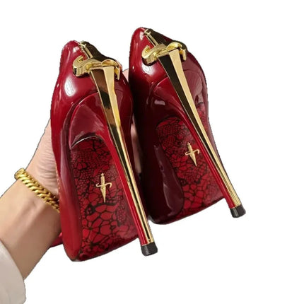Nuovi tacchi alti con suola rossa per donna, primavera anticipata, tacchi sottili, punta a lama metallica, sexy, scarpe singole in pelle verniciata nera platinumshop