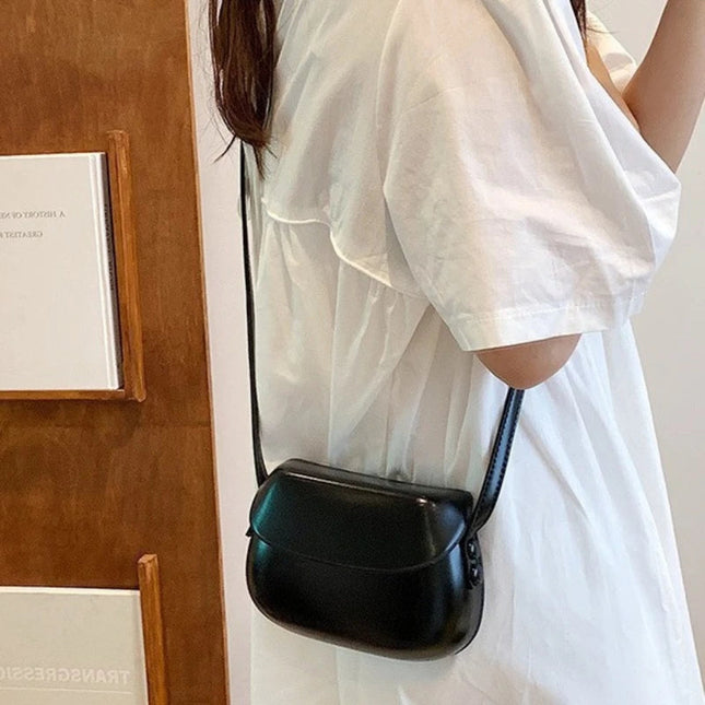 Womens Small Messenger Bag Solid PU Leather Shiny Shoulder Bag Fashion Saddle Bags Flip Buckle Phone Coin Purse Lipstick Storage PlatiNum