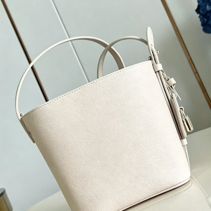 Borsa a mano da donna con cuciture precise e raffinate in ecopelle, borsa da giorno senza patta, tote a tracolla da donna, versatile e universale, accessorio per la città, lo shopping quotidiano, le passeggiate e il tempo li