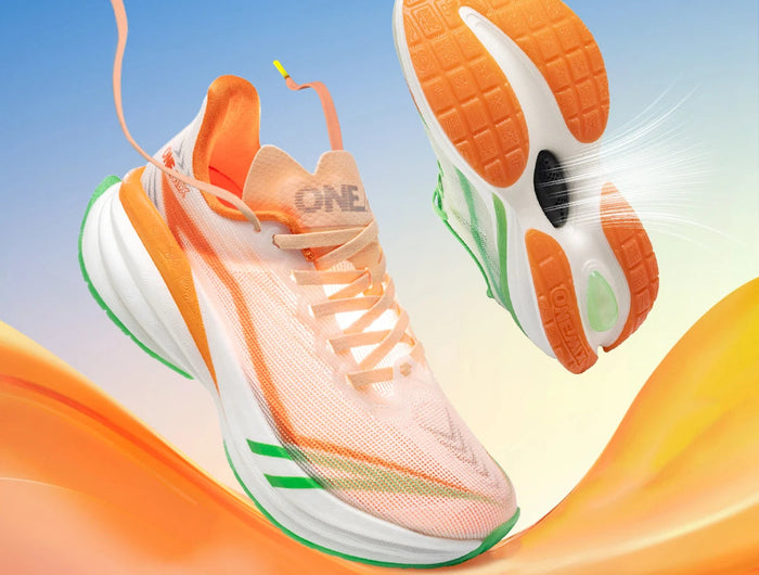 ONEMIX Scarpe da corsa da uomo in stile nuovo classico Scarpe sportive stringate da uomo Scarpe da ginnastica da jogging estive all'aperto Scarpe da ginnastica in rete PlatiNum