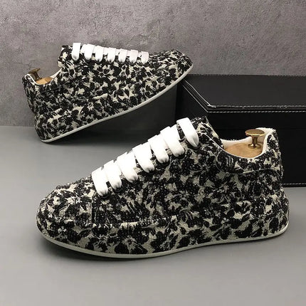 New Men Shoes Outdoor Casual Sneakers Rhinestone Board Shoes Men Fashion Deerskin Sports Large Size Shoes Men Zapatillas Hombre