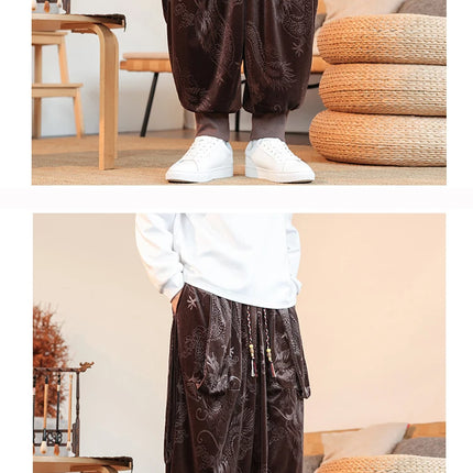 Pantaloni da uomo stile cinese retrò allentato drago scuro stampa pantaloni a gamba larga Kung Fu Tai Chi pantaloni casual tradizionali taglie forti 5XL