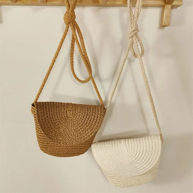 Fashionable Shell-Shaped Straw Bag, Handmade Straw Bag, Summer Beach Bag for Children