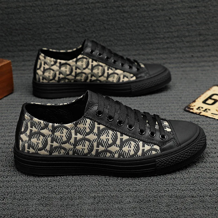 New Shoes for Men Genuine Leather Patchwork Casual Shoes Trend Flat Skateboard Shoes Youth Cool Lace-up Sneakers