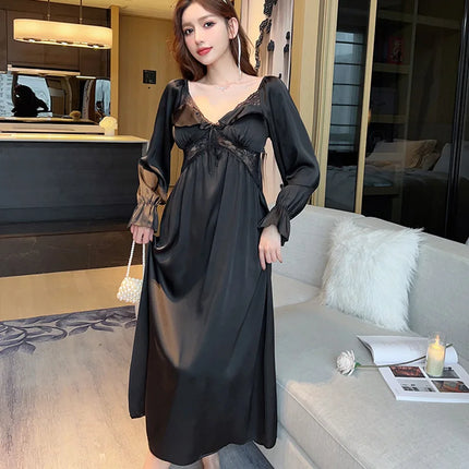 Sexy camicia da notte in seta effetto ghiaccio con decorazioni in pizzo, scollo a V, maniche lunghe e reggiseno integrato, comoda e morbida per una serata romantica.