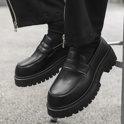 Mocassini STRONGSHEN scarpe da uomo in pelle con suola spessa scarpe da lavoro formali nere in stile britannico scarpe Casual Slip-On di lusso di moda