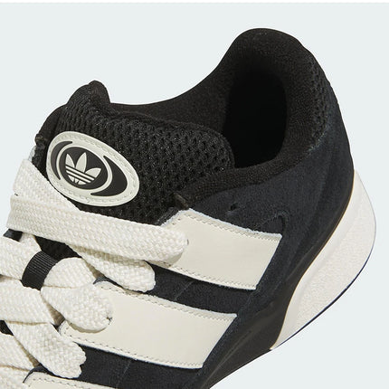 Sneakers classiche Adidas originali con lacci e taglio basso per uomo e donna JP8709