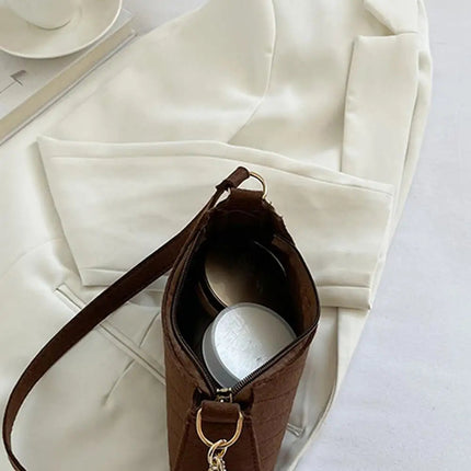 Mini Women Shoulder Bags Fashion Felt Women's Bag Design Advanced Underarm Handbags Mini Saddle Bag PlatiNum