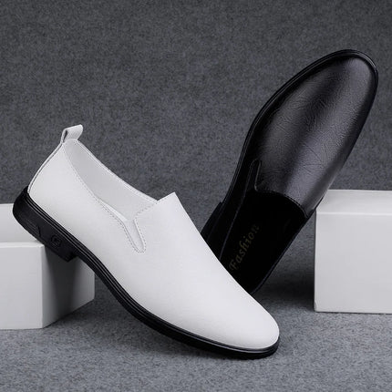 Mocassini comodi in pelle bovina da uomo neri classici alla moda di marca scarpe Casual in pelle con suola morbida traspirante cava estiva da uomo