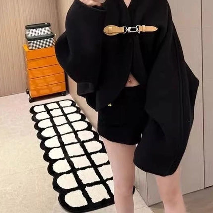 High-end Brown Short Woolen Coat for Women 2026 Autumn New Loose Silhouette Cloak Woolen Coat