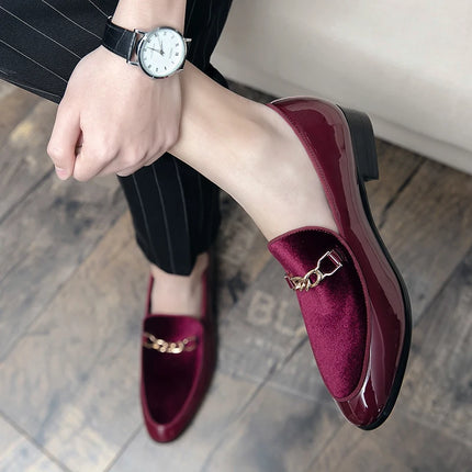 Mocassini da uomo in pelle scamosciata dal design di lusso Nero Blu Rosso Scarpe eleganti casual per discoteca Party Monk Strap Scarpe da uomo Taglia 38-47