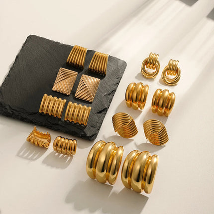 Orecchini a Perno Geometrici a Forma di C Multistrato Placcati in Oro 18K, Antiruggine, in Acciaio Inossidabile per Donne platinumshop