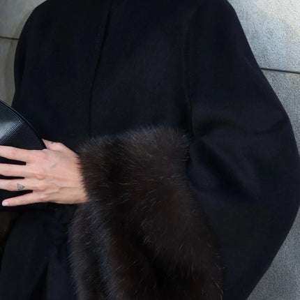 Lady Long Wool Blend Coat Stand Collar Faux Fur Cuffs Belted Waist Loose Oversized Maxi Wrap Outerwear Elegant Winter Overcoat