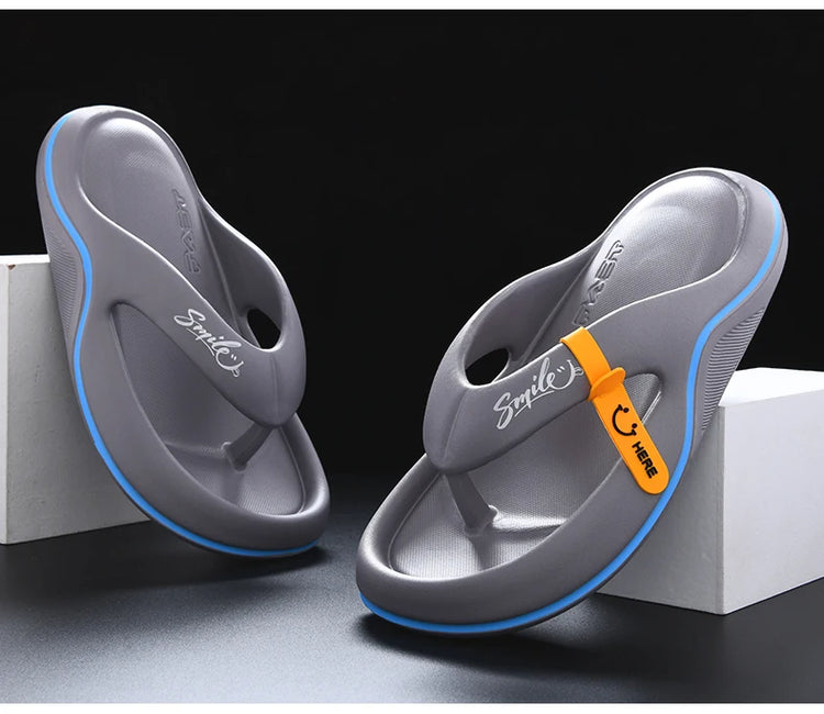 Pantofole da donna per uomo nuovo Infradito Sandali da spiaggia per interni ed esterni Scivoli con fondo super morbido Pantofole da uomo con suola spessa antiscivolo