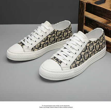 New Shoes for Men Genuine Leather Patchwork Casual Shoes Trend Flat Skateboard Shoes Youth Cool Lace-up Sneakers
