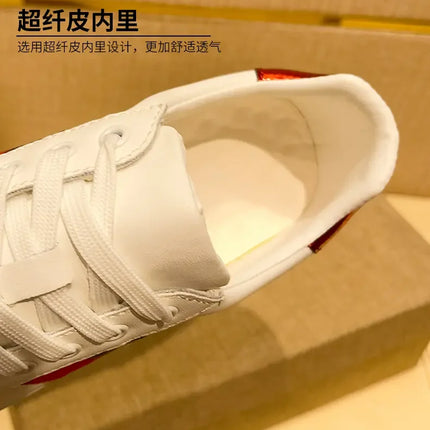 2026 Sneakers Men Bee Shoes High Quality Embroidery Men's Skateboard Shoes Comfortable Low Cut