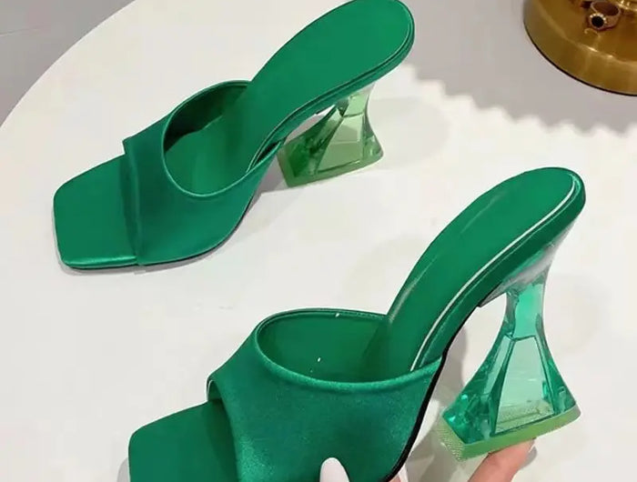 New 2026 Fashion Summer Shoes with Open Toe and Medium Heel, Pleated A-Line Chunky Sandals for Women