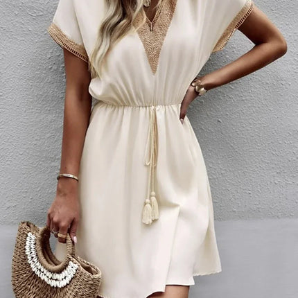 Abito corto longuette da spiaggia femminile con scollo a V in pizzo a maniche corte tinta unita estivo Abiti eleganti da donna in tinta unita bianco dolce platinumshop