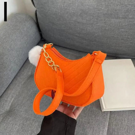 Mini Women Shoulder Bags Fashion Felt Women's Bag Design Advanced Underarm Handbags Mini Saddle Bag PlatiNum