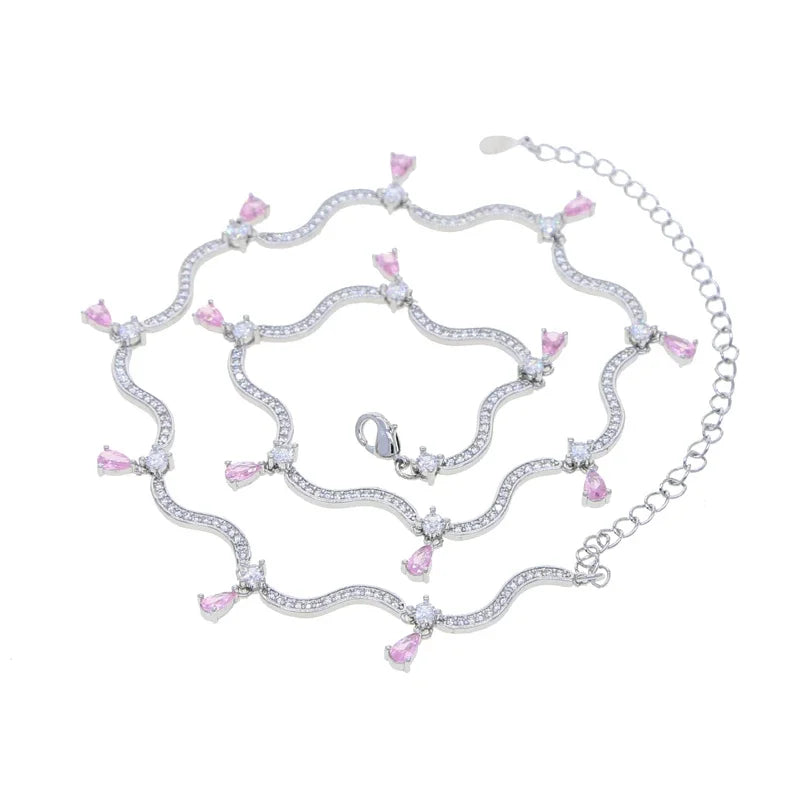 2025 Moda Bianco Rosa Tear Drop Cubic Zirconia Micro Pavimenta CZ Pavimentato Bling Wave Bar Cuore Fascino Collana Girocollo Gioielli da donna