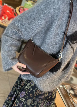 Nuova borsa in vera pelle, versatile borsa a tracolla piccola in pelle di vacchetta di alta qualità per donna