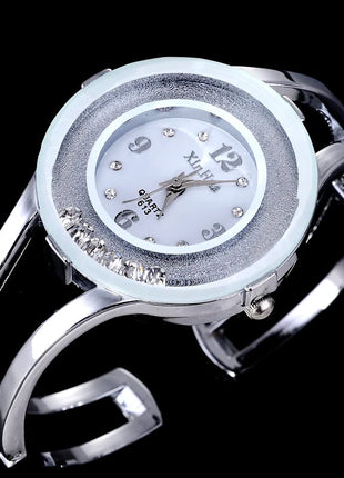 Orologi da donna Bracciale Relogio Feminino Orologio da polso al quarzo moda Orologio da polso da donna in acciaio inossidabile con cristallo Bayan Kol Sat platinumshop