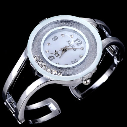 Orologi da donna Bracciale Relogio Feminino Orologio da polso al quarzo moda Orologio da polso da donna in acciaio inossidabile con cristallo Bayan Kol Sat platinumshop