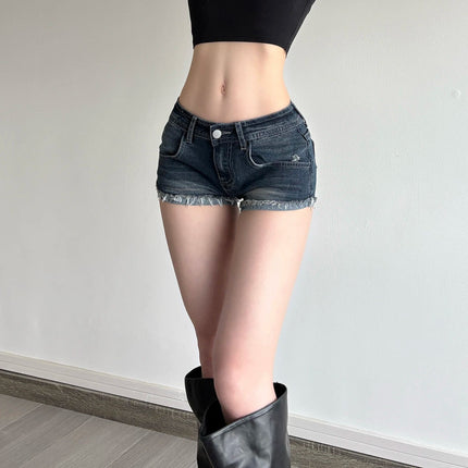 Slim-Fitting Frayed Hem Denim Shorts Basic Low-Waisted Dark Wash Distressed Jean Shorts Women 2025 Summer Fashion Streetwear PlatiNum