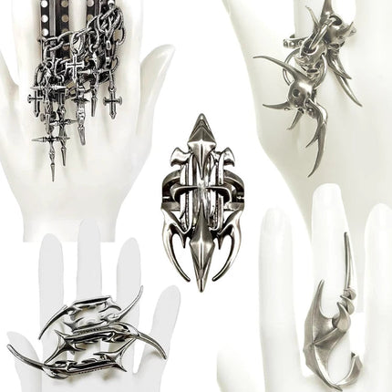 Set di Gioielli Punk Rock per Donne e Uomini, Collane e Anelli con Ciondolo a Croce Gotica, Collezione di Accessori Gioiello Audaci platinumshop