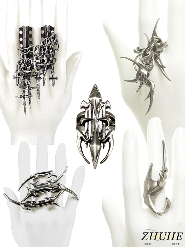 Set di Gioielli Punk Rock per Donne e Uomini, Collane e Anelli con Ciondolo a Croce Gotica, Collezione di Accessori Gioiello Audaci platinumshop