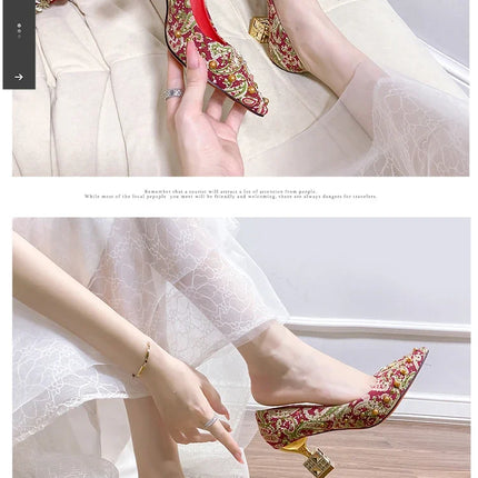 Moda di lusso Rivetto Fibbia Cintura Appartamenti Mocassino slip-on da donna Scarpe a punta Scarpe da balletto Mocassini da donna da ufficio 2025
