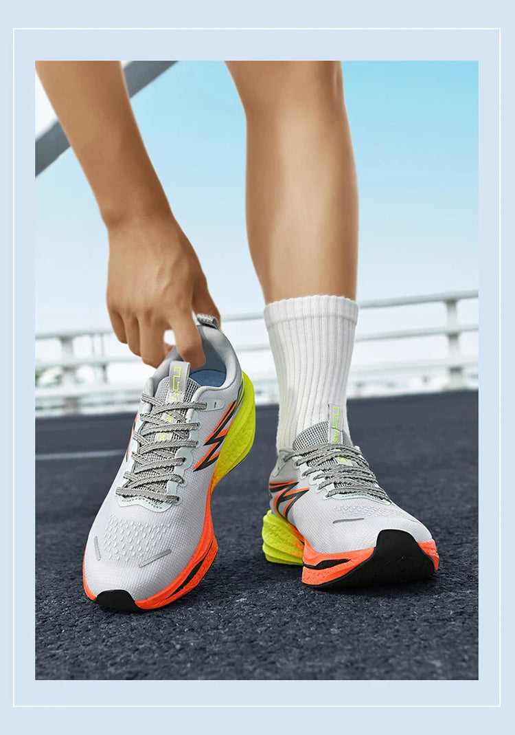 2026 NEW Men Sports Running Shoes Off Marathon Breathable Light Comfortable Women Athletic Sneakers Jogging Tenis Air Cushion PlatiNum